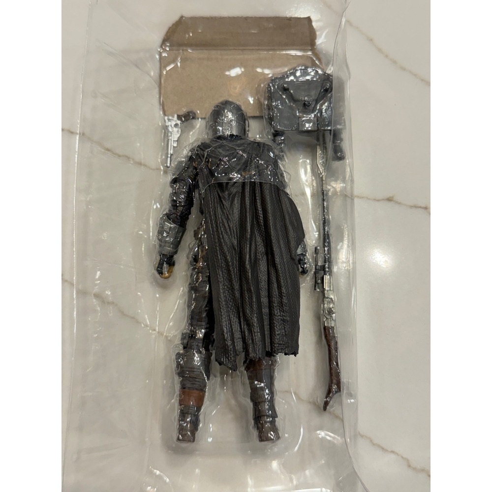 Star Wars The Black Series The Mandalorian Beskar Armor 6 Inch Action Figure - Picture 6 of 7